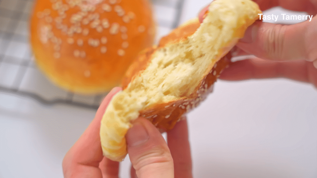 Brioche-Brötchen frisch aus dem Ofen

